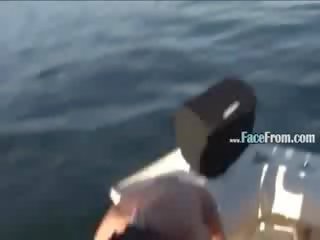 Jashtë seks me tim exgf në varkë
