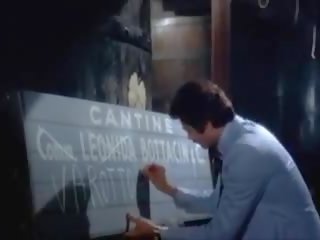 Sensuous şepagat uýasy 1975: ýyldyz kirli movie clip d2